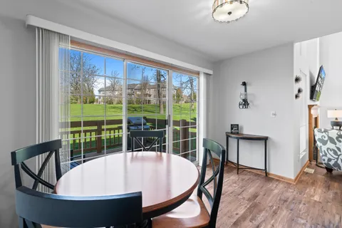 $324,999 | 1626 Woodland Drive, Unit 1262, Geneva, WI 53147