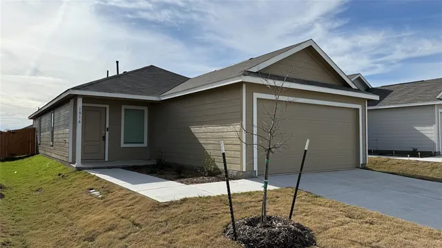 $1,795 | 1016 Calley Pear Trail, Princeton, TX 75407