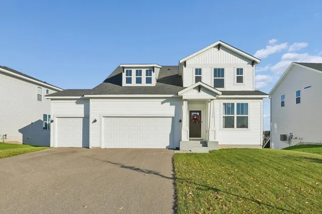 $599,900 | 11865 Upper 30th Street North, Lake Elmo, MN 55042