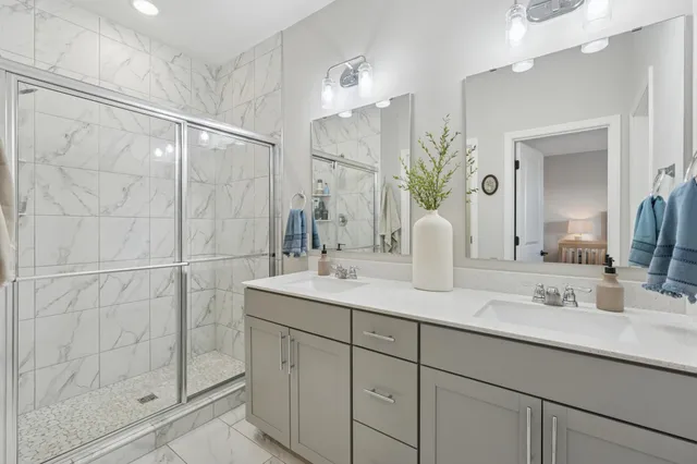 $599,900 | 11865 Upper 30th Street North, Lake Elmo, MN 55042