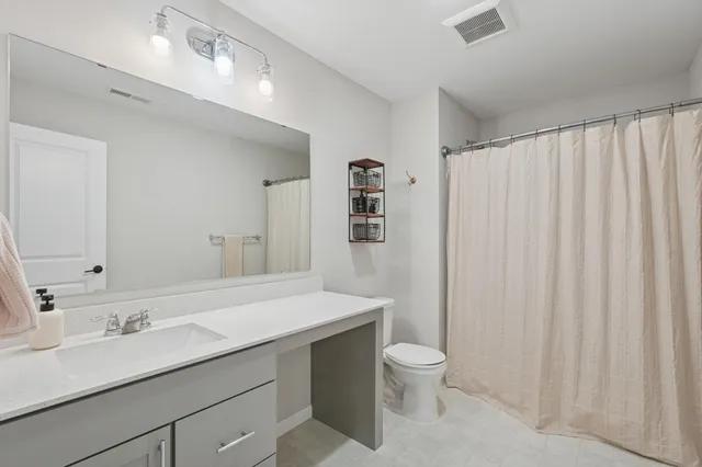 $599,900 | 11865 Upper 30th Street North, Lake Elmo, MN 55042