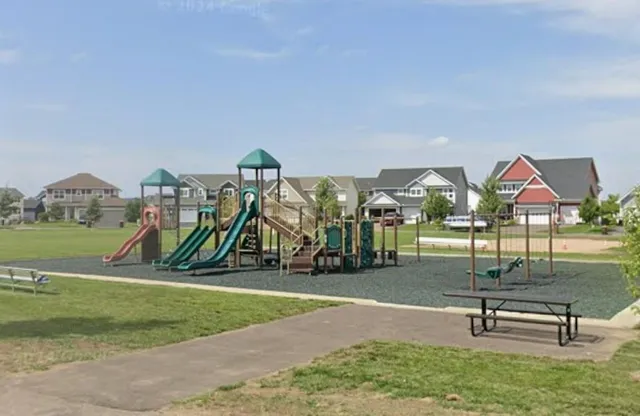 $599,900 | 11865 Upper 30th Street North, Lake Elmo, MN 55042