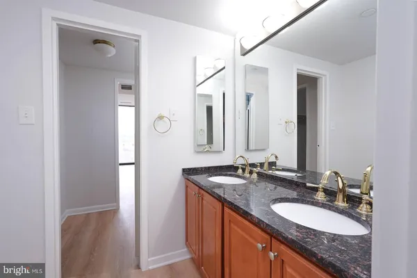 $3,595 | 1530 Key Boulevard, Unit 1202, Arlington, VA 22209