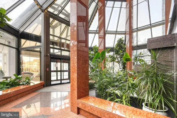 $3,595 | 1530 Key Boulevard, Unit 1202, Arlington, VA 22209