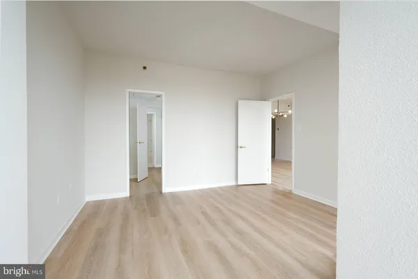 $3,595 | 1530 Key Boulevard, Unit 1202, Arlington, VA 22209