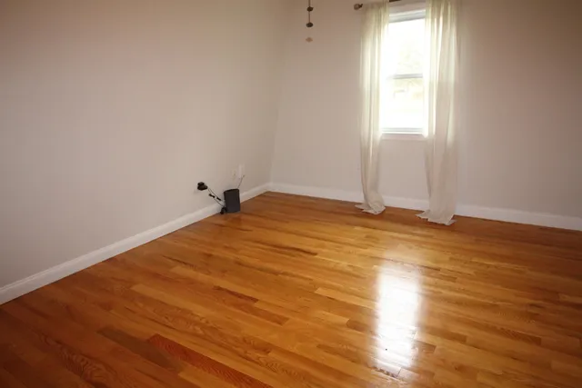 $3,595 | 4 Ferland Drive, Derry, NH 03038