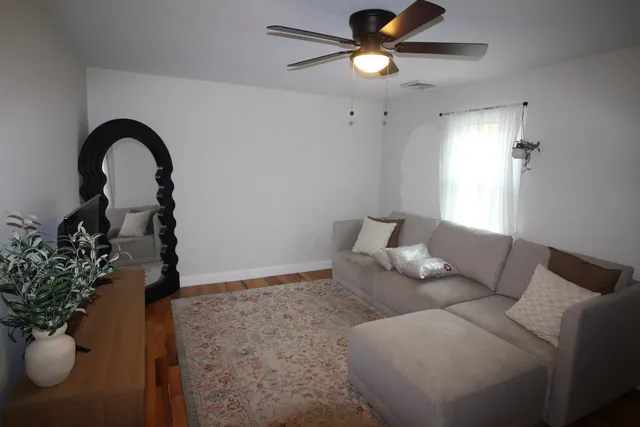 $3,595 | 4 Ferland Drive, Derry, NH 03038