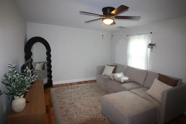 $3,595 | 4 Ferland Drive, Derry, NH 03038