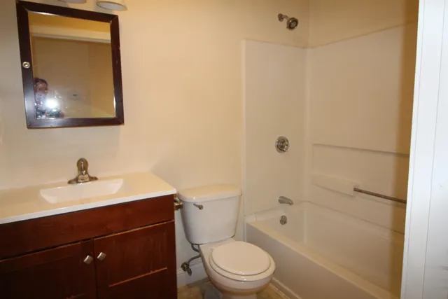 $3,595 | 4 Ferland Drive, Derry, NH 03038