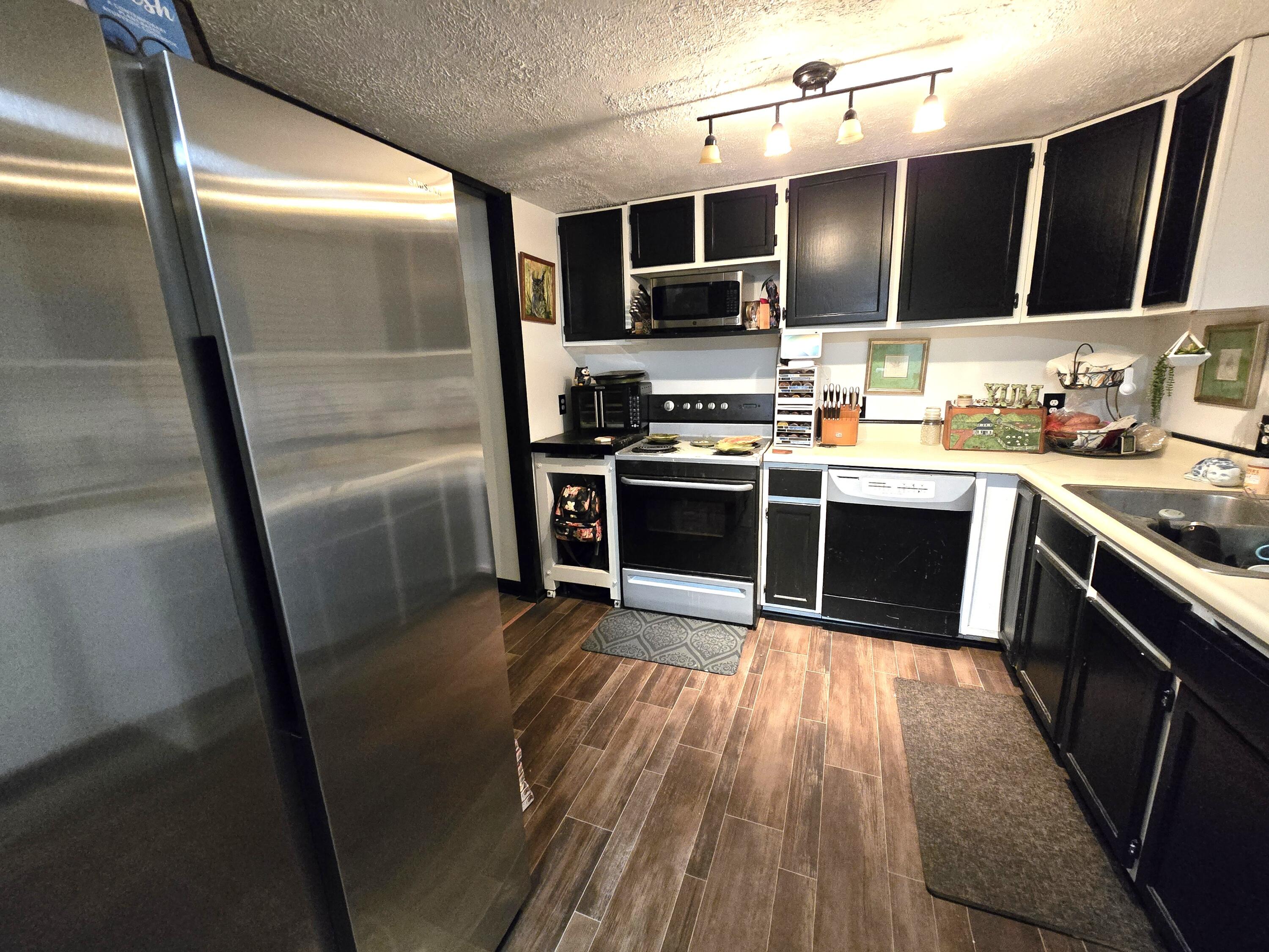 324 South 15th Street Niles, MI 49120 - Photo 11 of 41 20251228_221057