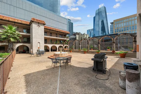 $349,900 | 505 West 7th Street, Unit 308, Austin, TX 78701
