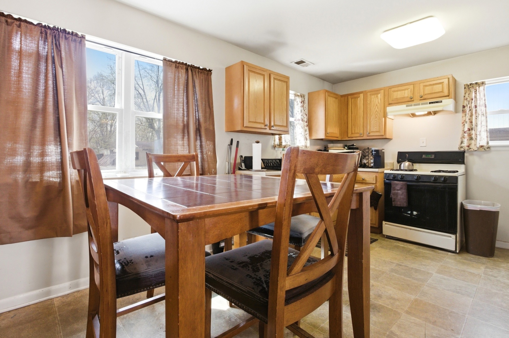 16237 Homan Avenue Markham, IL 60428 - Photo 8 of 22