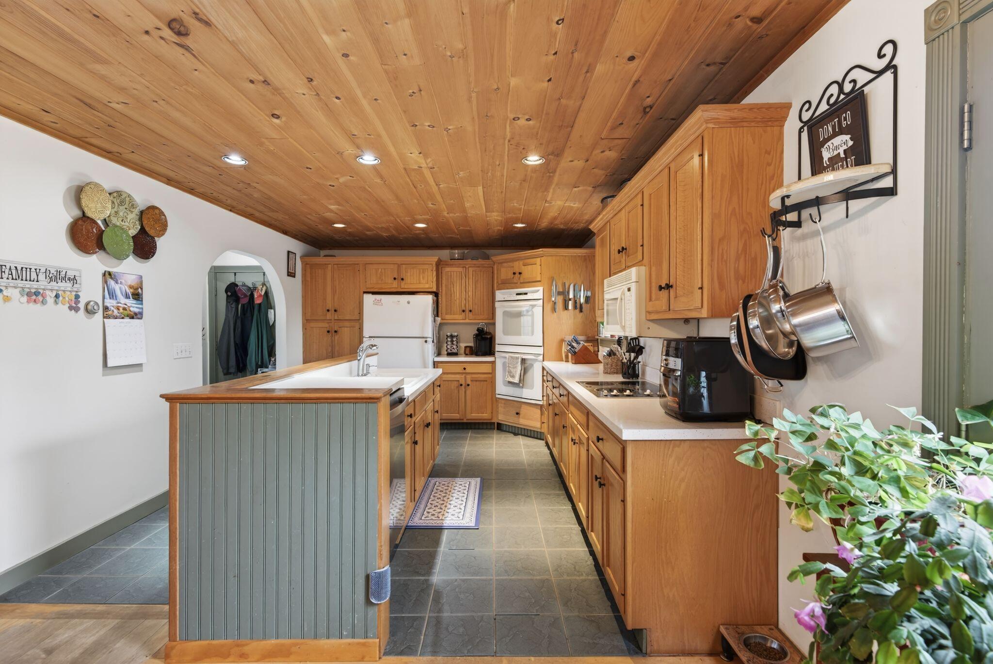 8 Colina Drive Raymond, ME 04071 - Photo 21 of 49 44_DSC02463