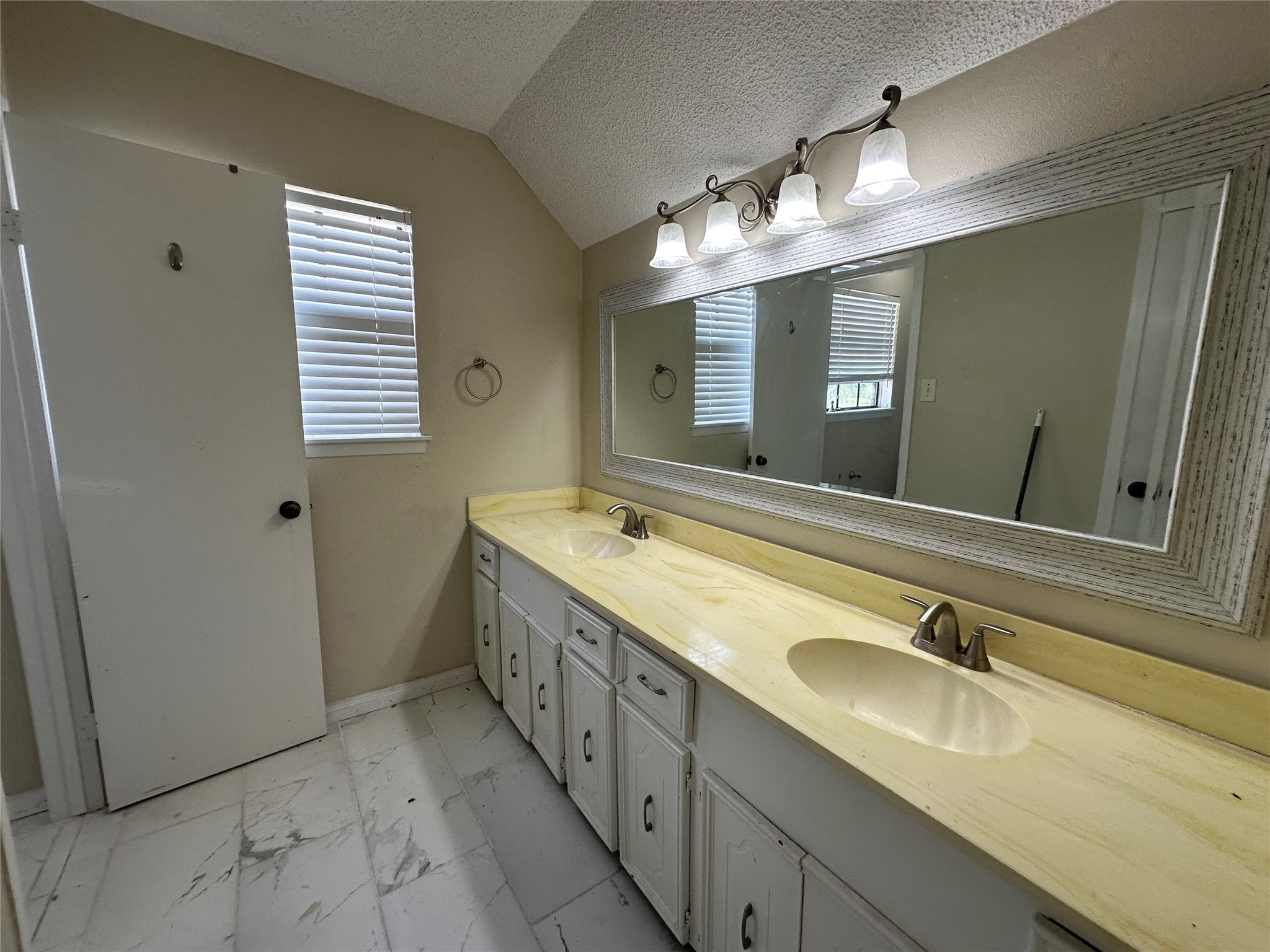 2523 Stevenson Road, Unit CR391 Pearland, TX 77581 - Photo 21 of 25