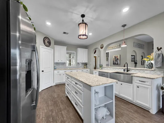 $699,900 | 26600 Carriage Court, Waller, TX 77484