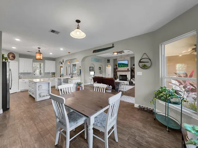 $699,900 | 26600 Carriage Court, Waller, TX 77484