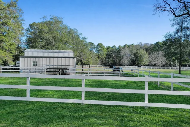 $699,900 | 26600 Carriage Court, Waller, TX 77484