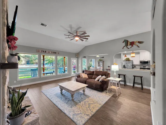 $699,900 | 26600 Carriage Court, Waller, TX 77484