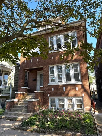 $1,750 | 4357 South Whipple Street, Unit 2, Chicago, IL 60632