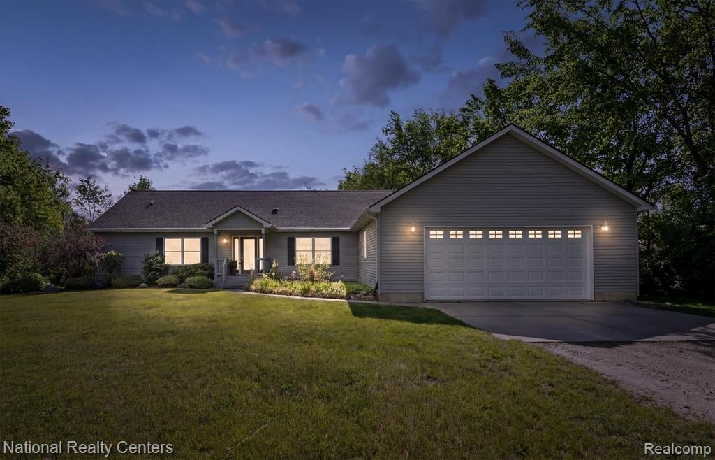 15379 Bird Road Linden, MI 48451 - Photo 38 of 39