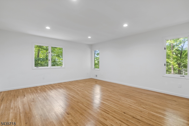 1 Fernwood Road Warren, NJ 07059 - Photo 20 of 41