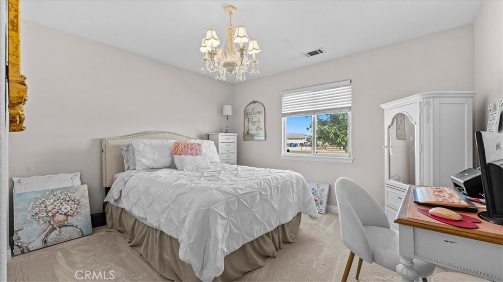 15535 Erie Road Apple Valley, CA 92307 - Photo 20 of 34