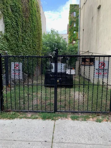 $900,000 | 43 West 126th Street | Central Harlem