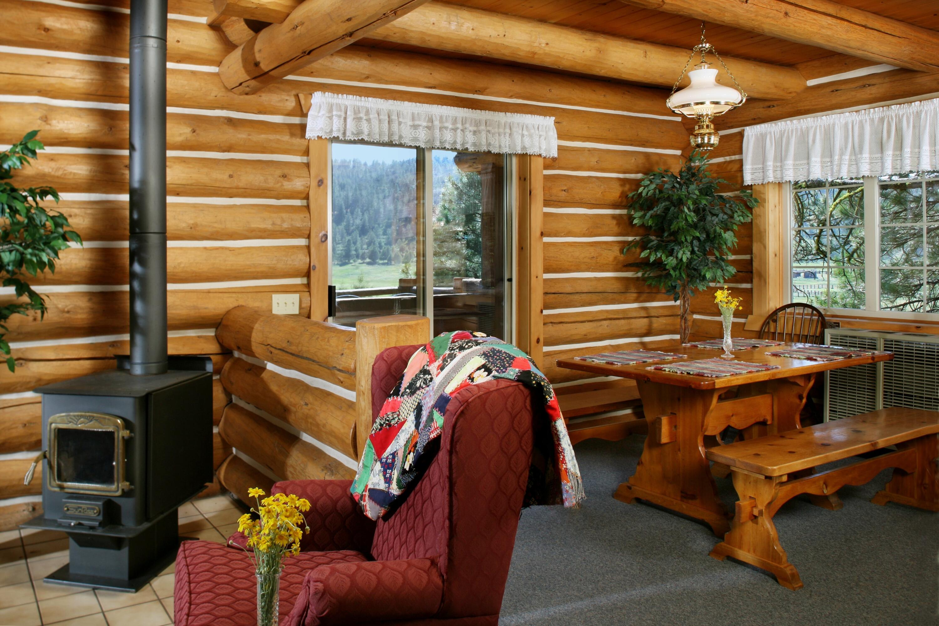 0 Fishhole Creek Road Bly, OR 97622 - Photo 10 of 38 log cabin living room oregon aspen ridge