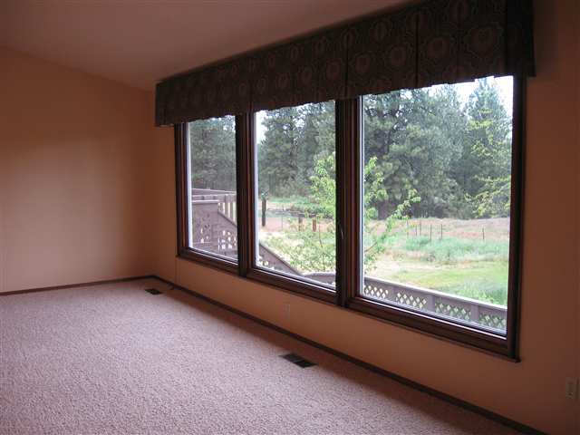 3729 East Center Road Mead, WA 99021 - Photo 6 of 9