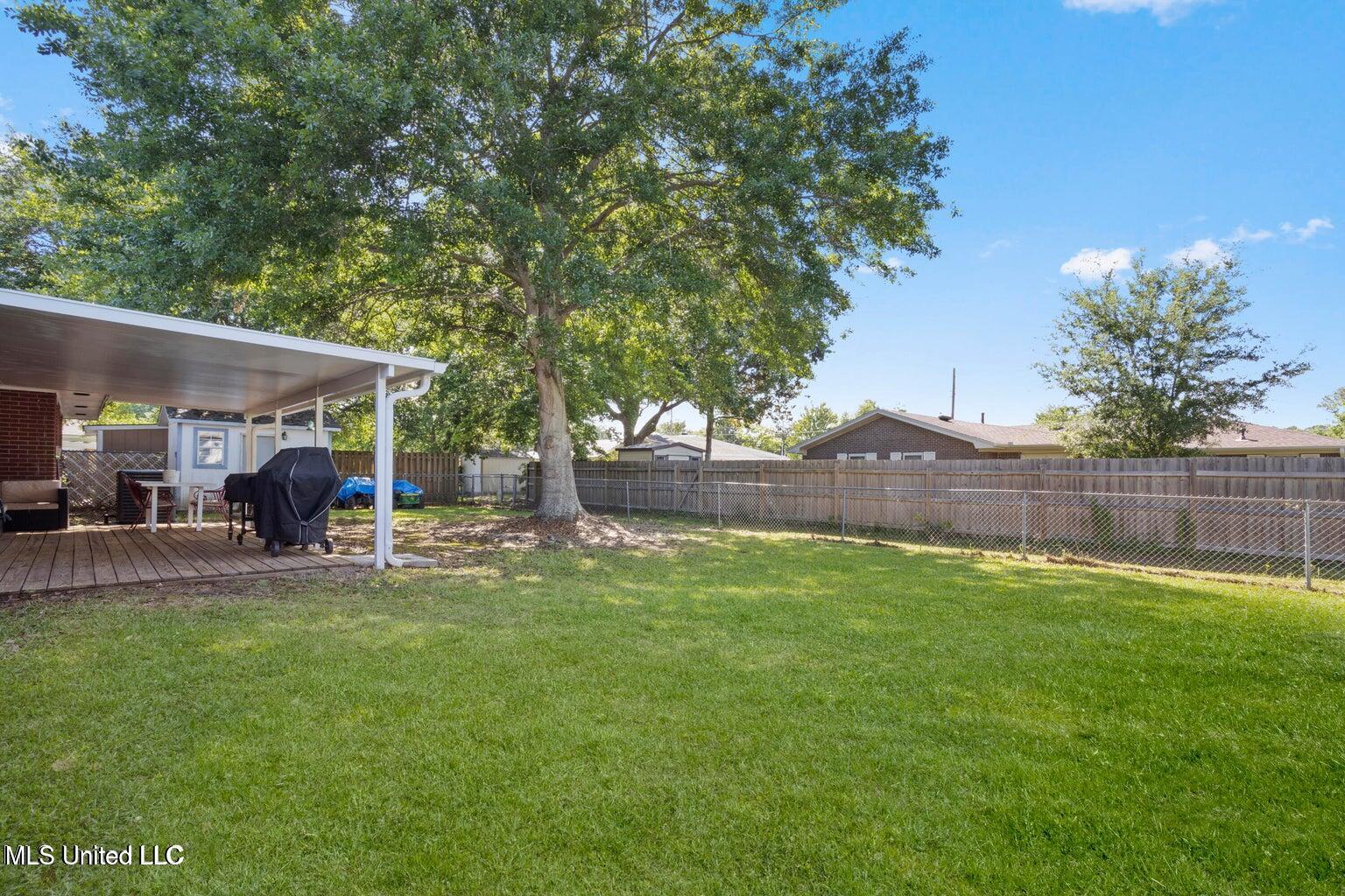 2208 Popp's Ferry Road Biloxi, MS 39532 - Photo 9 of 11 pf15