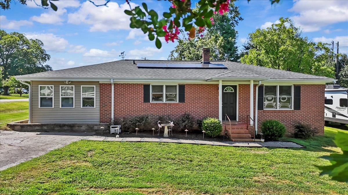 203 Bethany Church Road Moore, SC 29369 - Photo 1 of 32 Gallery Image 1