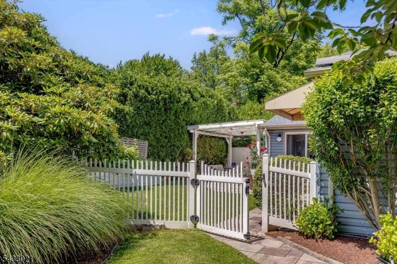 1 Forest Road Maplewood, NJ 07040 - Photo 25 of 29