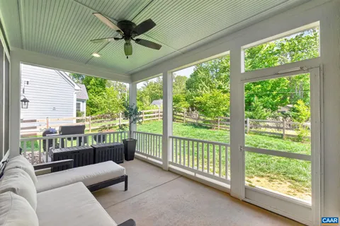$999,499 | 552 Belluno Lane, Charlottesville, VA 22911