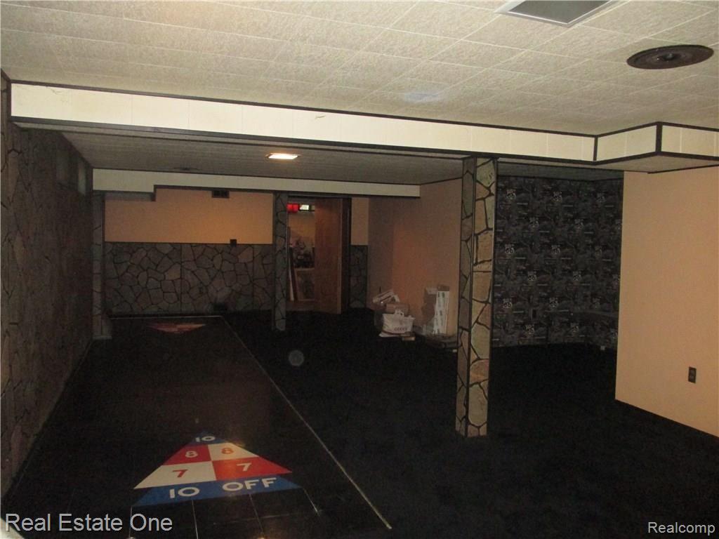 17384 Westover Road Southfield, MI 48075 - Photo 44 of 50 IMG_1173.JPG