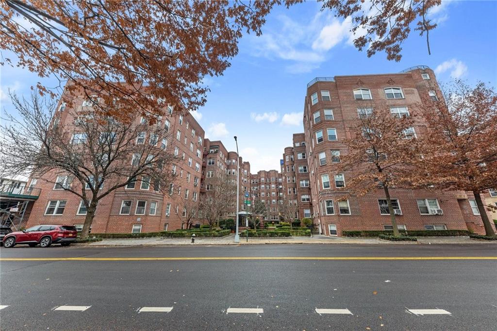 8701 Shore Road, Unit 344 Brooklyn, NY 11209 - Photo 3 of 21 Gallery Image 3