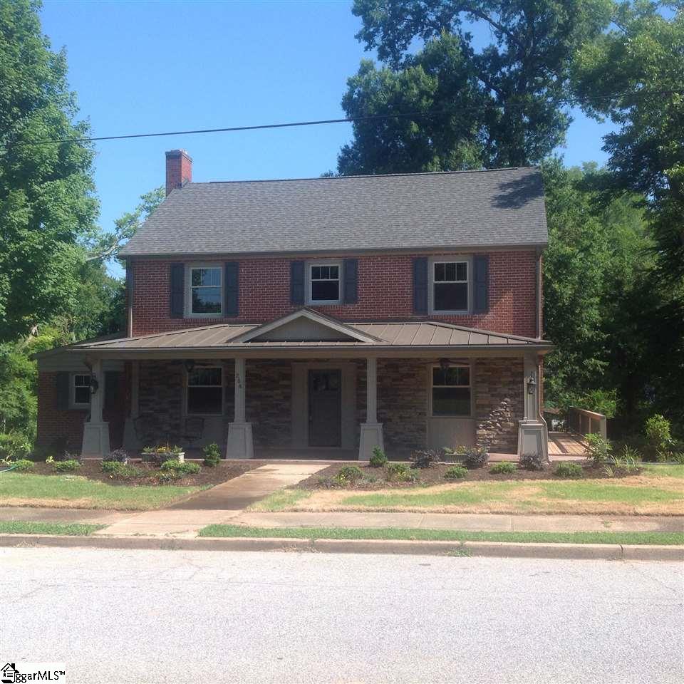 206 West Maple Street Clinton, SC 29325 - Photo 1 of 36