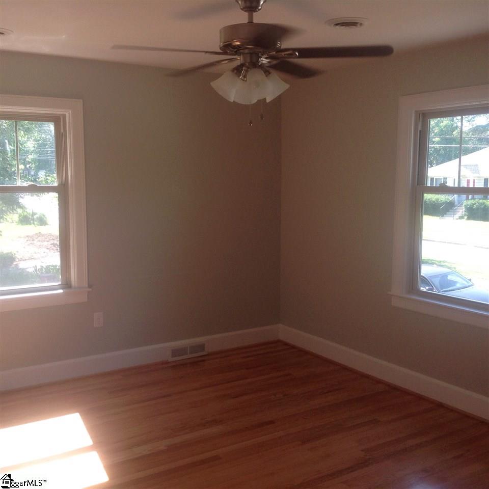 206 West Maple Street Clinton, SC 29325 - Photo 23 of 36