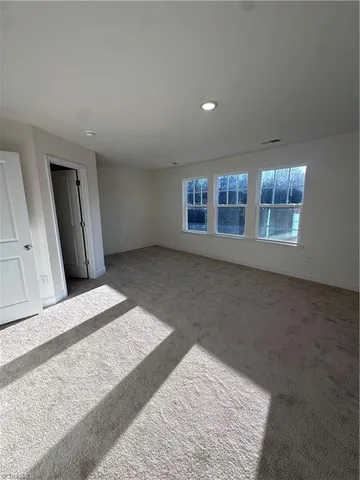 $279,990 | 1273 Hammond Drive, Mebane, NC 27302