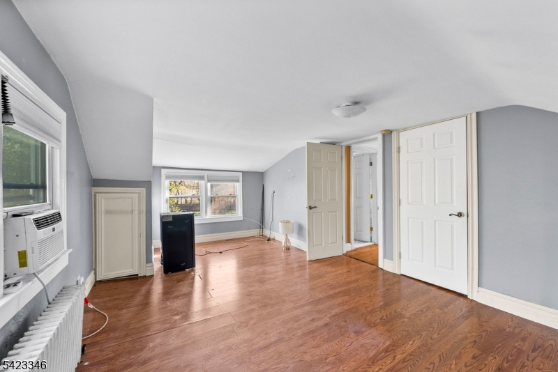 1774 Amwell Road Somerset, NJ 08873 - Photo 5 of 19