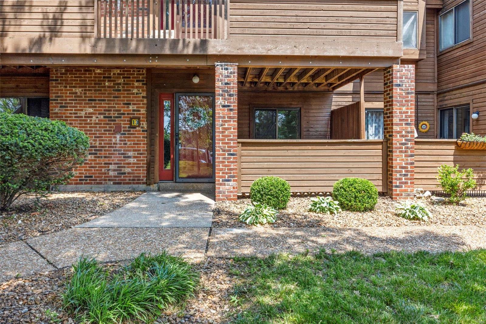 13 Hemingway Court, Unit A Weldon Spring, MO 63304 - Photo 2 of 27 Gallery Image 2