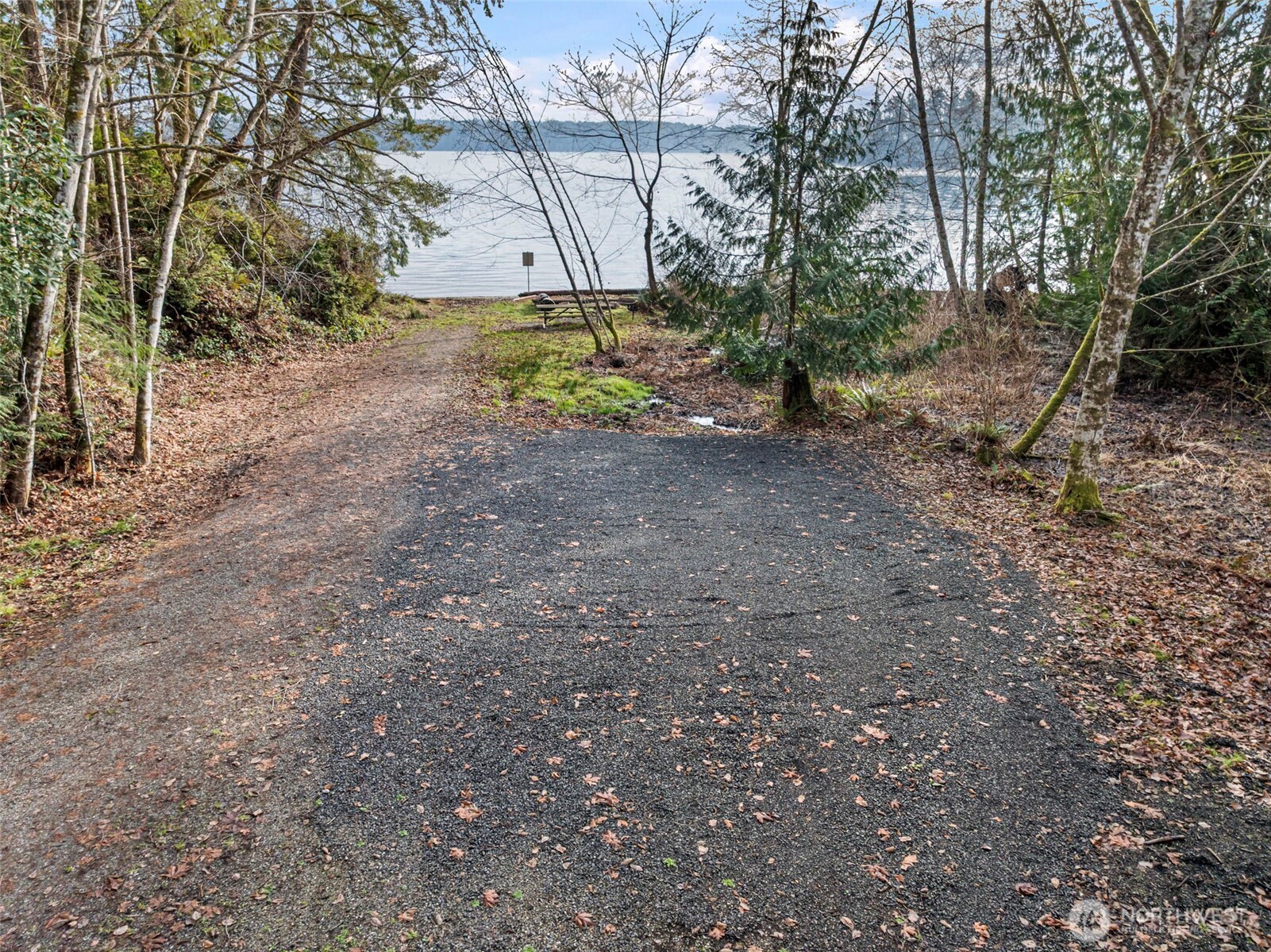 721 East McMickin Road Shelton, WA 98584 - Photo 33 of 38 a view of a yard with a tree
