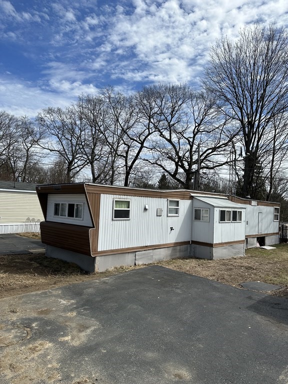 181 Boston Post Road East Marlborough, MA 01752 - Photo 2 of 15 Gallery Image 2