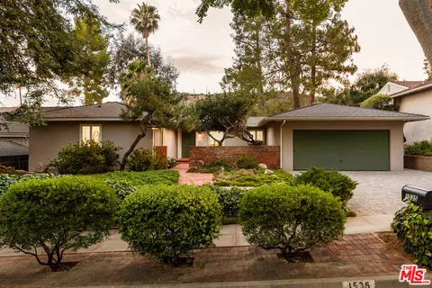 $1,595,000 | 1535 Scenic Drive, Pasadena, CA 91103
