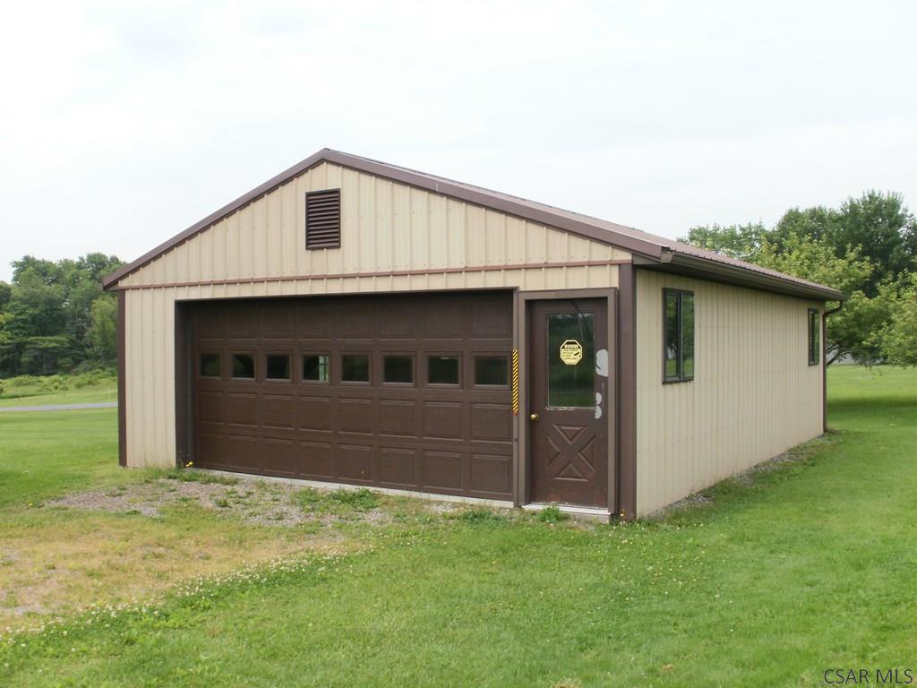 748 Stoystown Road Somerset, PA 15501 - Photo 5 of 23