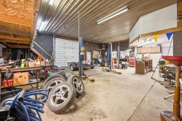 $250,000 | 18470 195th Avenue, Big Rapids, MI 49307