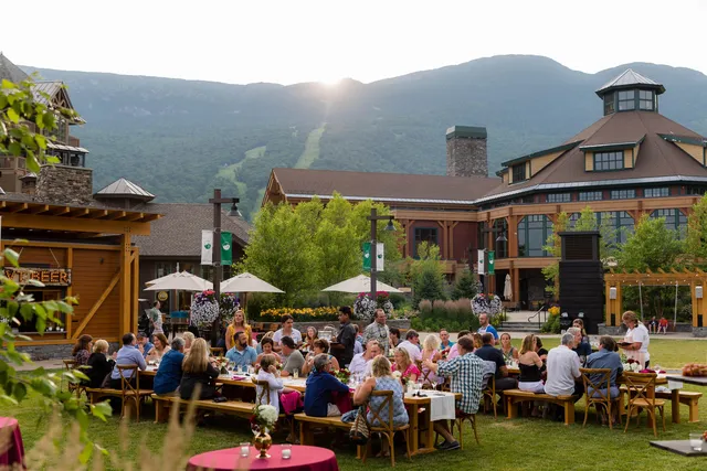 $270,000 | 7412 Mountain Road, Unit 484 430, Stowe, VT 05672