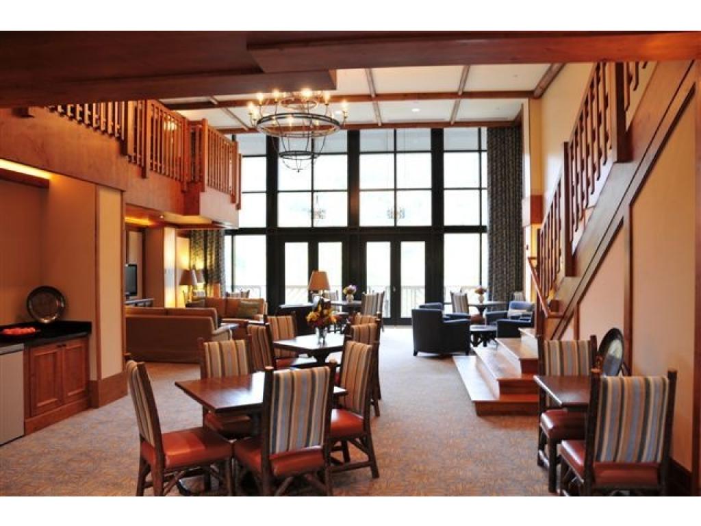 7412 Mountain Road, Unit 484 430 Stowe, VT 05672 - Photo 2 of 20