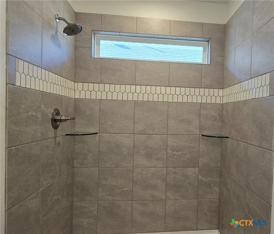 342 Monty Road Copperas Cove, TX 76522 - Photo 11 of 15 a bathroom with a shower