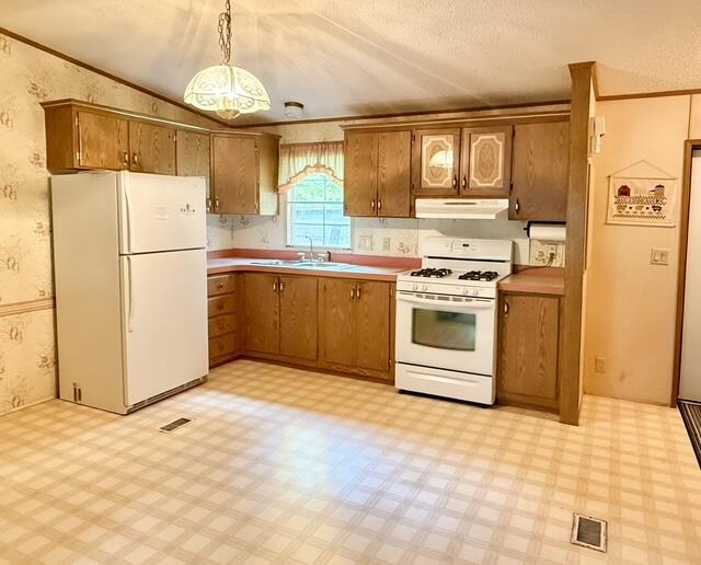 54223 Garrett Road Dowagiac, MI 49047 - Photo 6 of 37 Kitchen