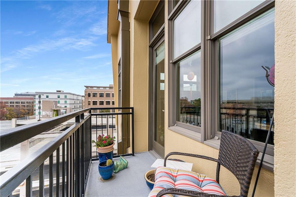 201 West Ponce De Leon Avenue, Unit 702 Decatur, GA 30030 - Photo 28 of 52